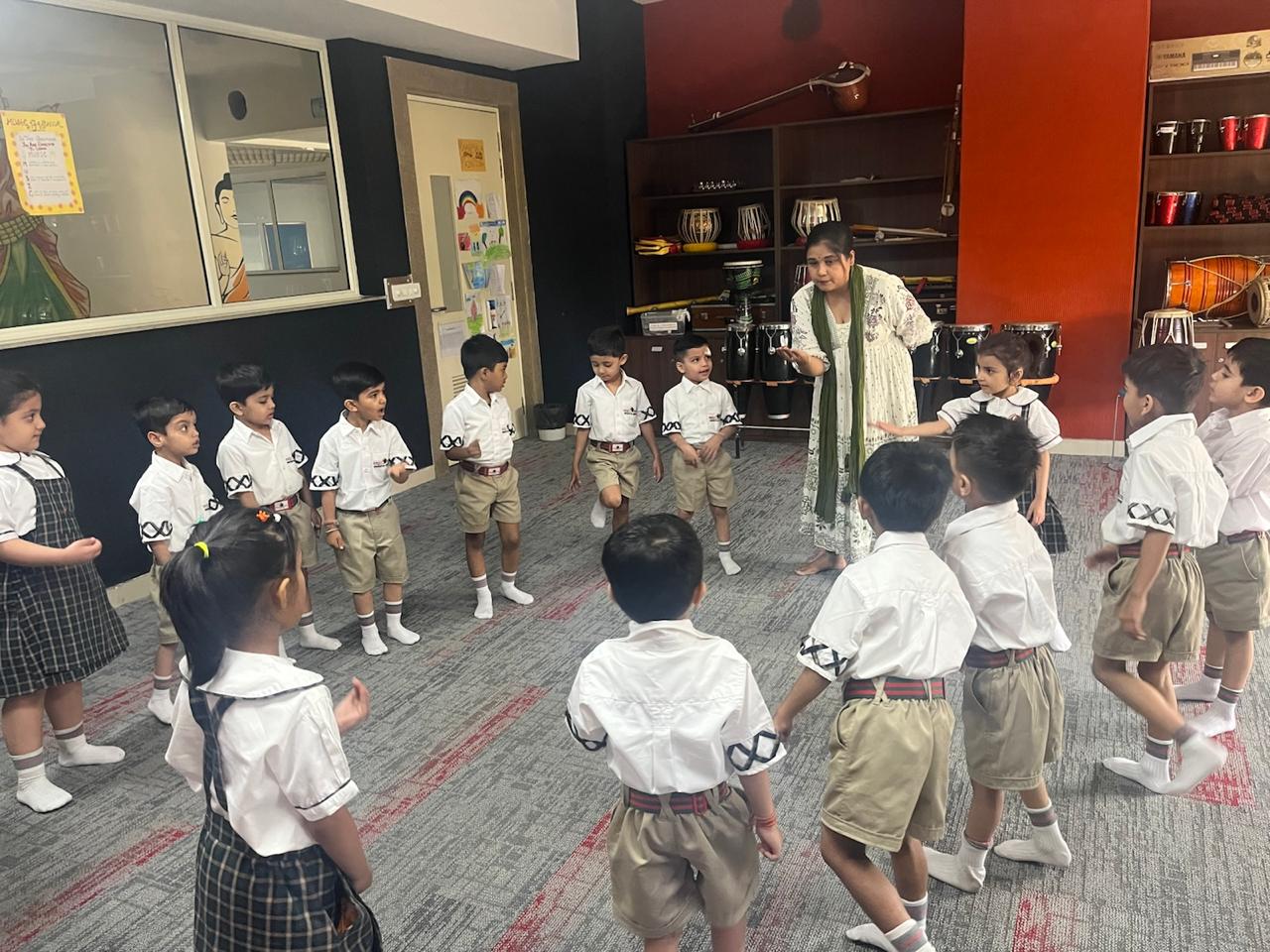 A pre-primary music class